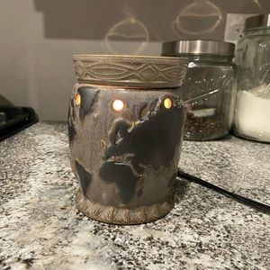 World Scentsy Warmer